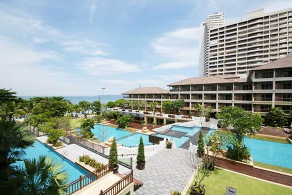 The Heritage Pattaya Beach Resort-Sha Exterior foto