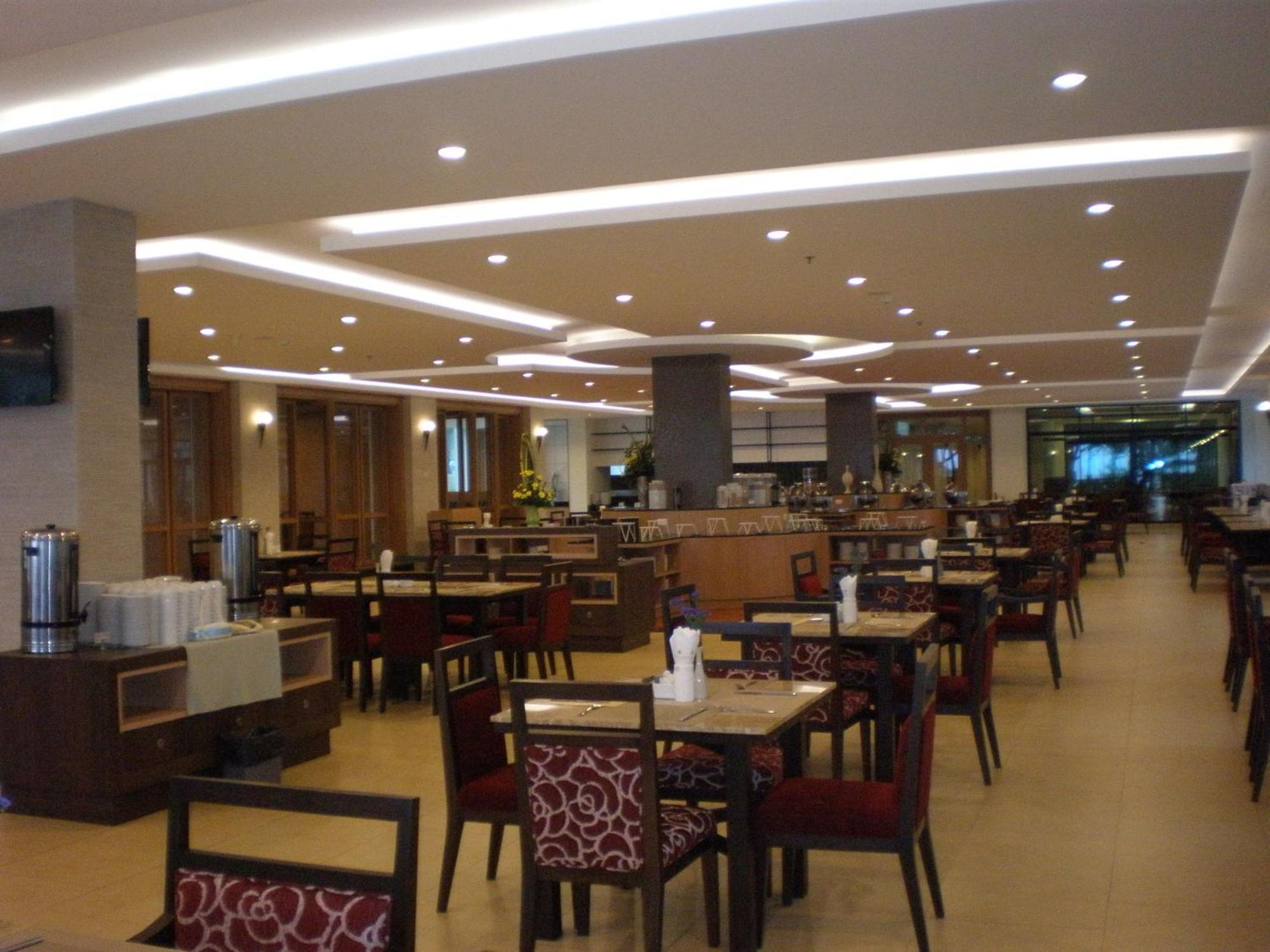 The Heritage Pattaya Beach Resort-Sha Exterior foto